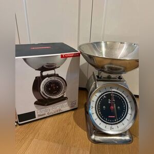 Typhoon Bella Scale 4kg/8lbs